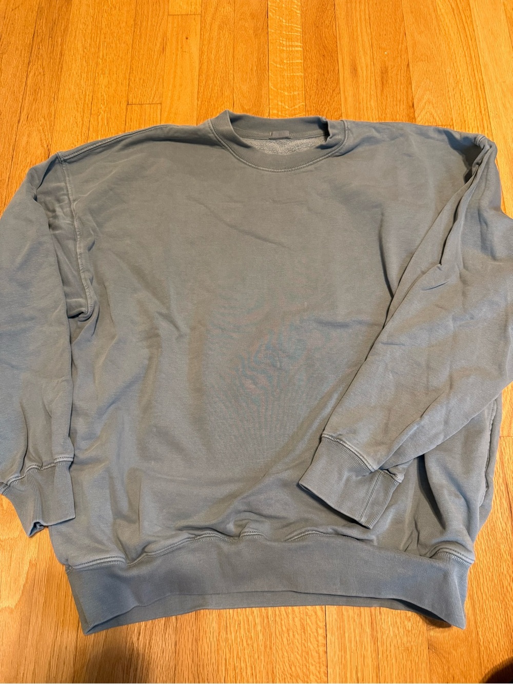 brandy melville crewneck